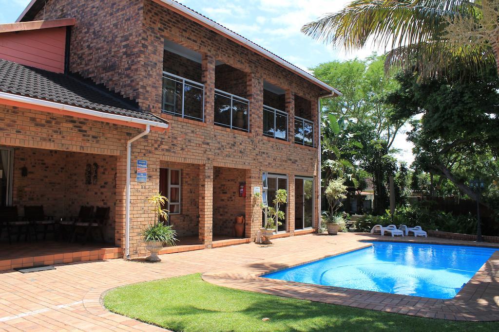 Duneside Guest House Richards Bay Exterior foto